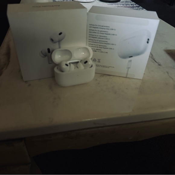 Apple AirPods 2nd Generation Pro